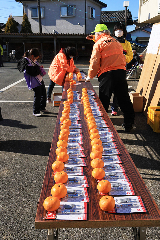 川島町 新春歩け歩け大会のみかん